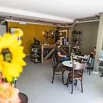 The Golden Stork Hostel Den Haag